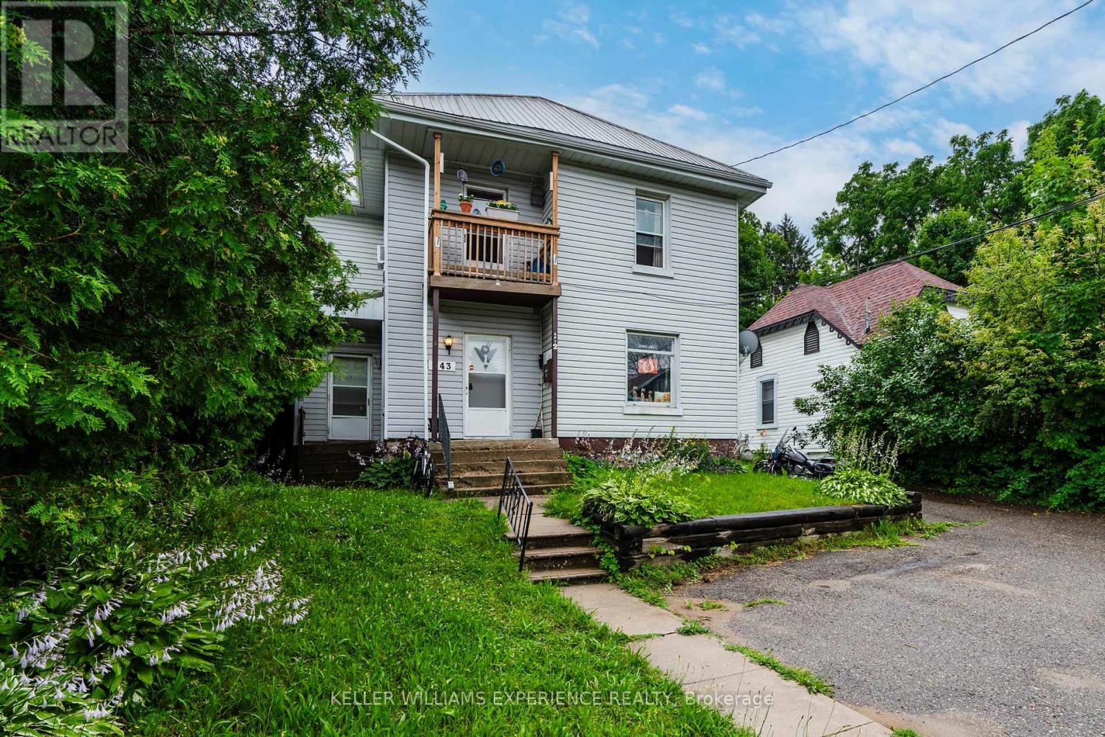 Property at 643 645 DOMINION AVENUE image 4