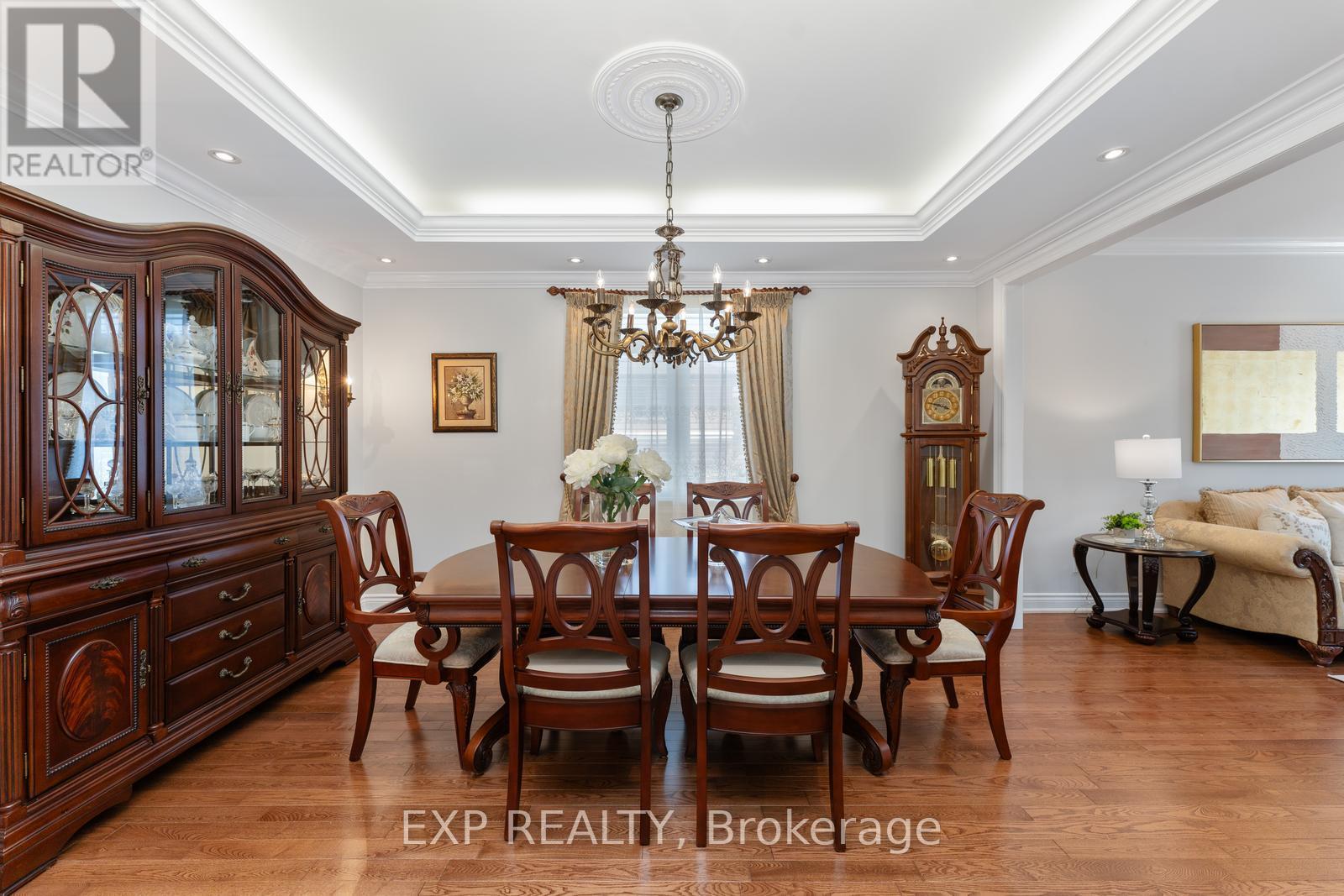 2 Rochdale Avenue, Toronto, Ontario  M6E 1X1 - Photo 7 - W11945224