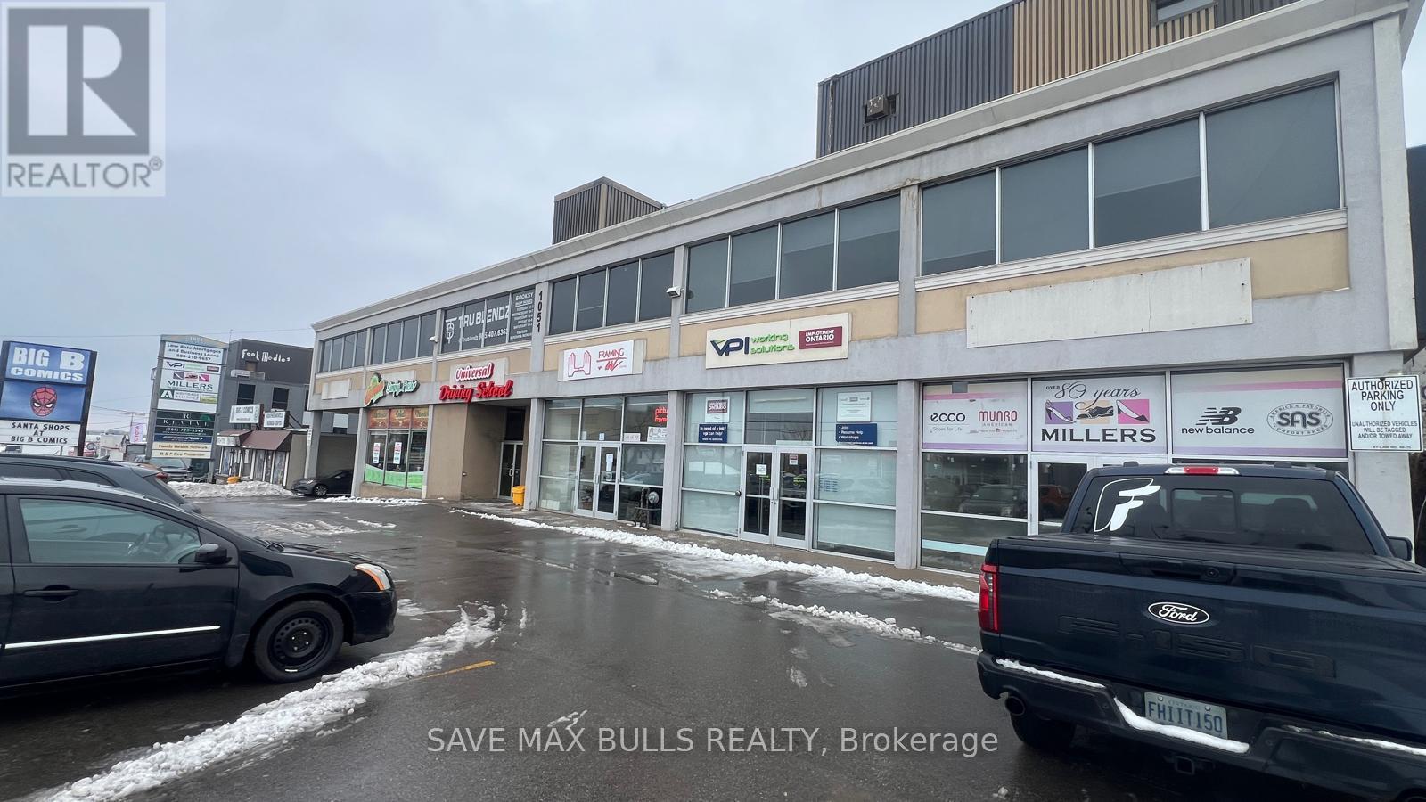 201 - 1051 Upper James Street, Hamilton (Greeningdon), Ontario  L9C 3A6 - Photo 2 - X11945255