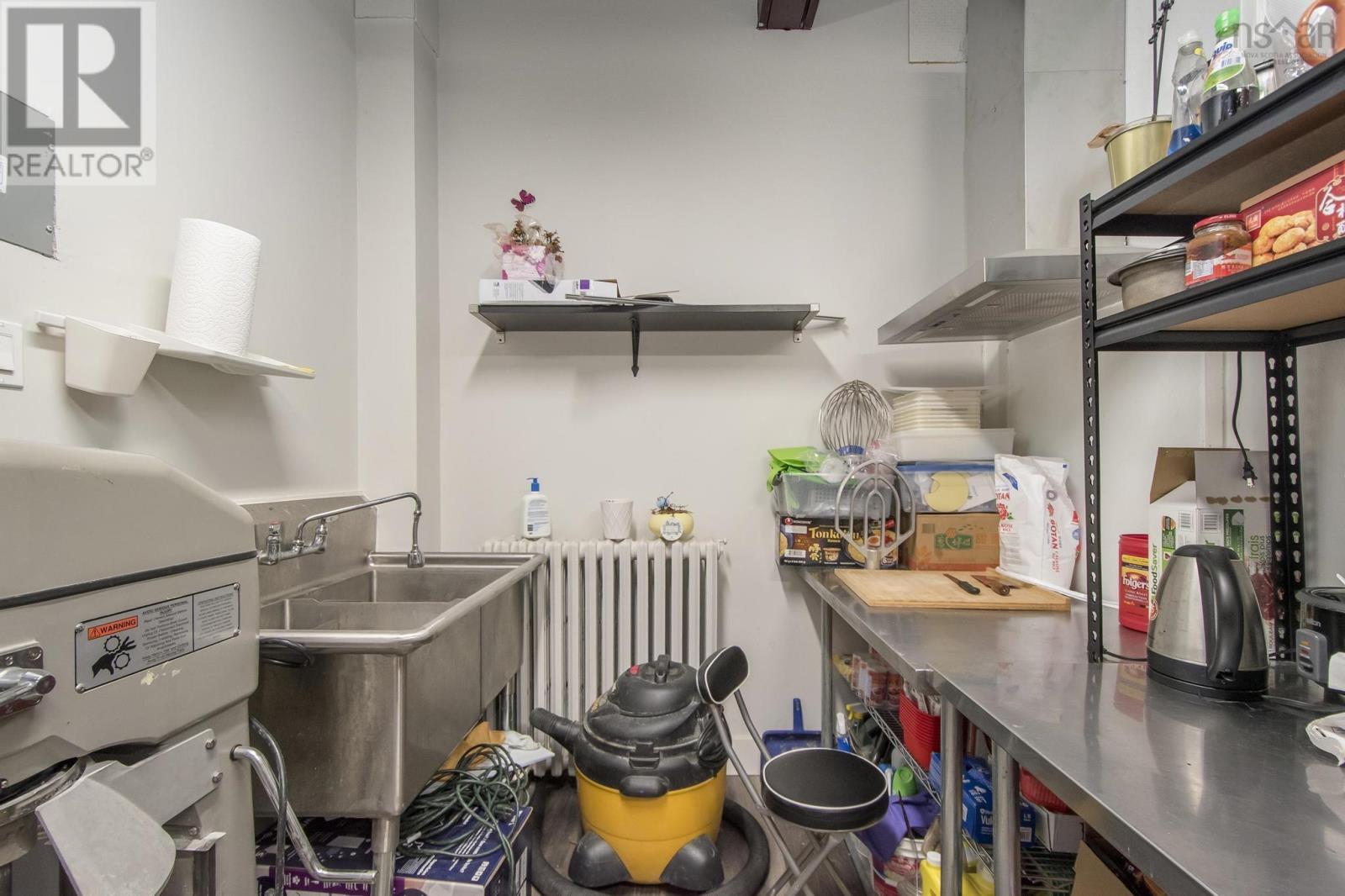 6083 South Street, Halifax Peninsula, Nova Scotia  B3H 1T2 - Photo 10 - 202501850