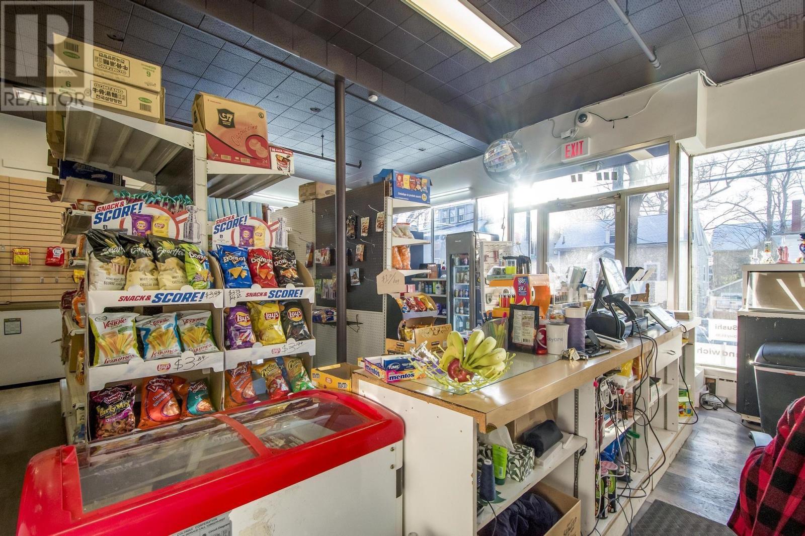 6083 South Street, Halifax Peninsula, Nova Scotia  B3H 1T2 - Photo 5 - 202501850