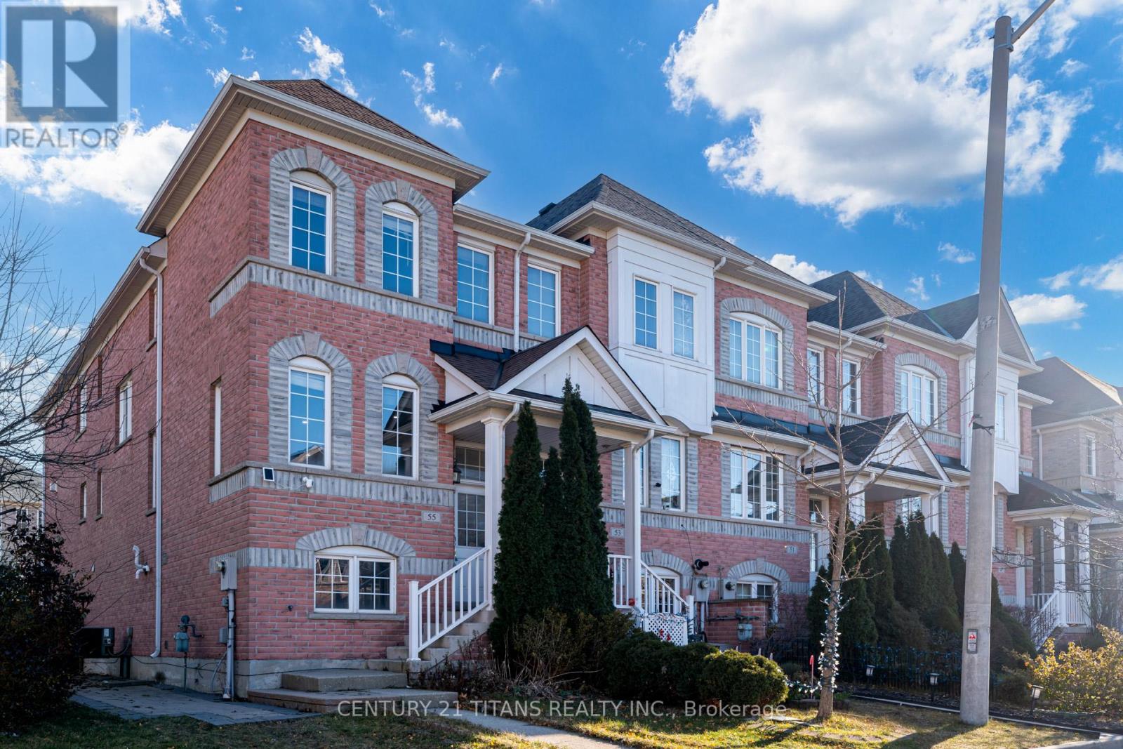 55 WILKES CRESCENT, Toronto, Ontario