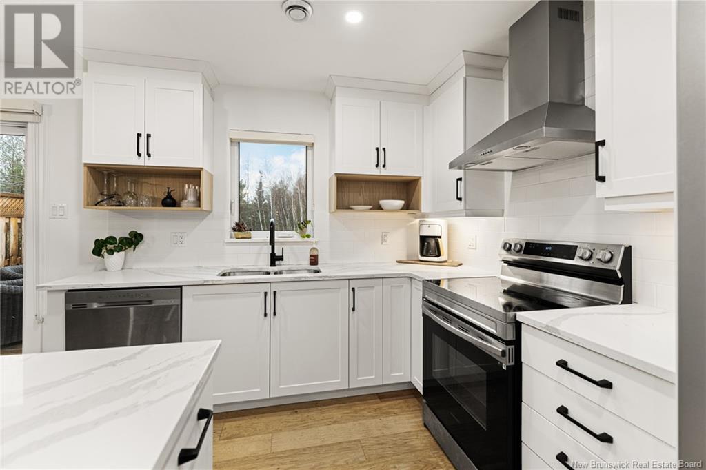 Property at 685 Centrale Street image 4