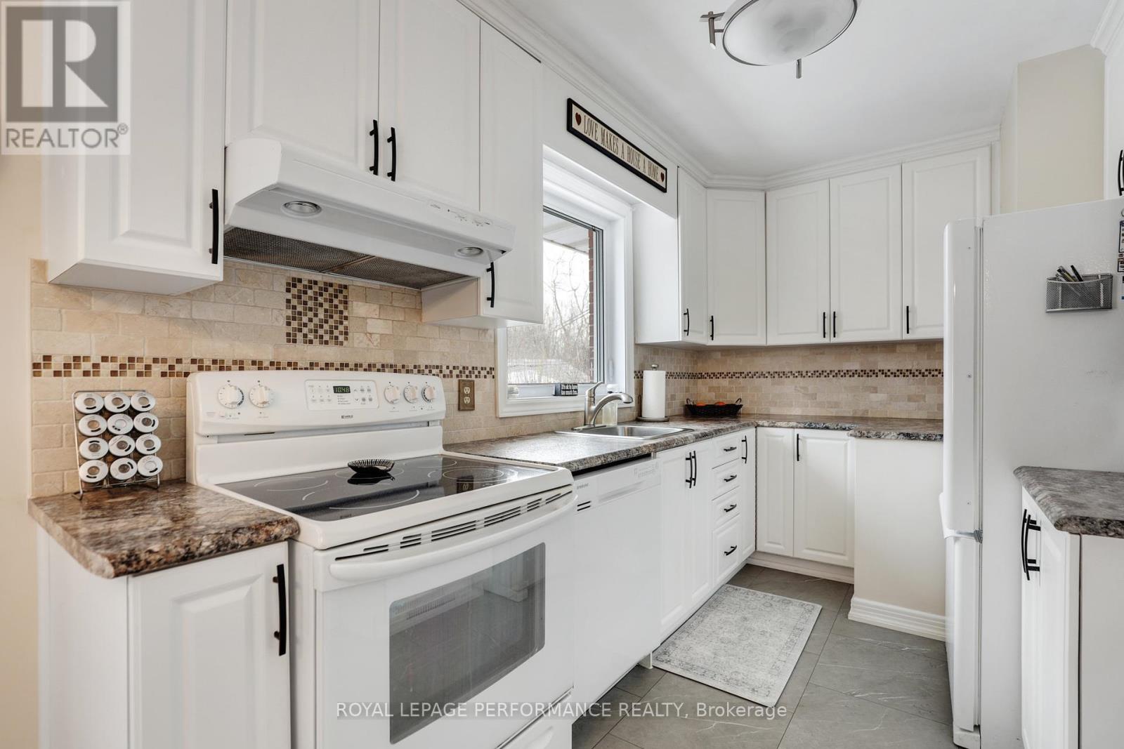 2195 PROSPECT AVENUE Ottawa