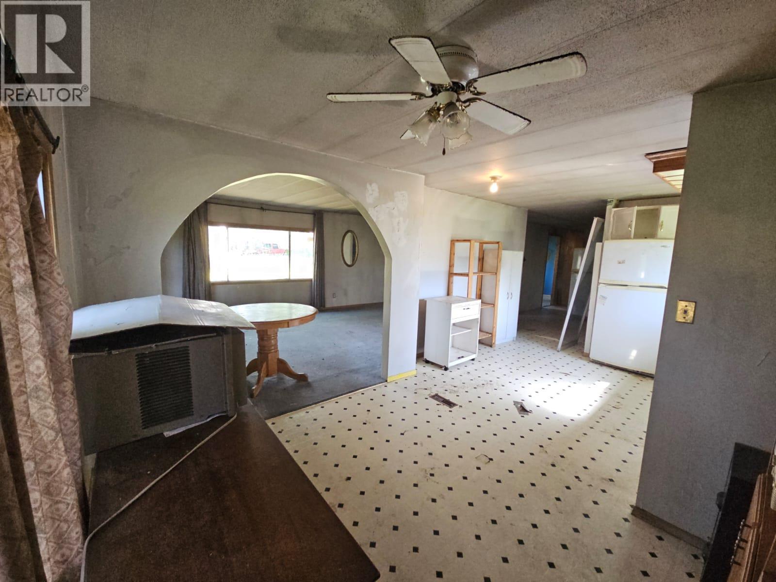 6099 Hillview Sub, Chetwynd, British Columbia V0C 1J0 - Photo 6 - 10331741