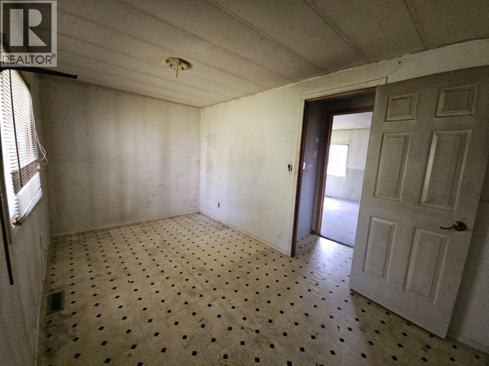 6099 Hillview Sub, Chetwynd, British Columbia V0C 1J0 - Photo 22 - 10331741