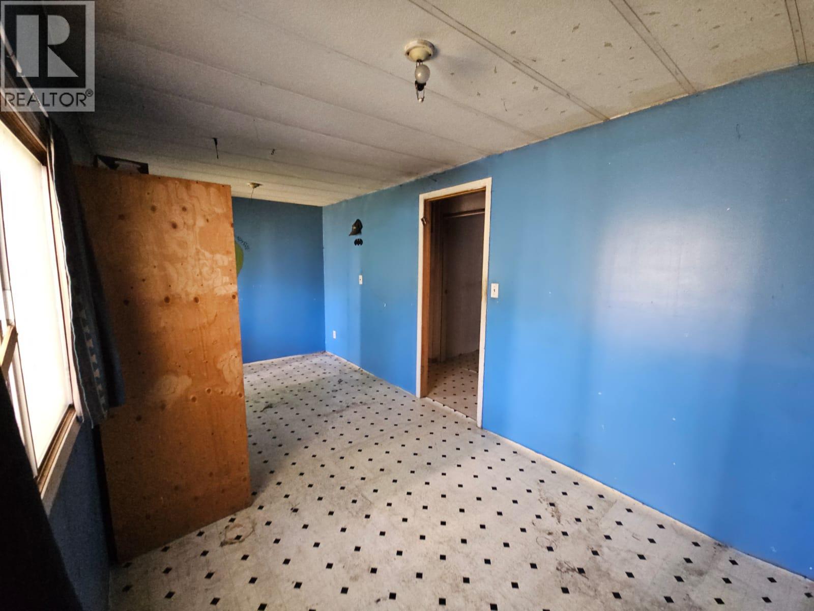 6099 Hillview Sub, Chetwynd, British Columbia V0C 1J0 - Photo 15 - 10331741