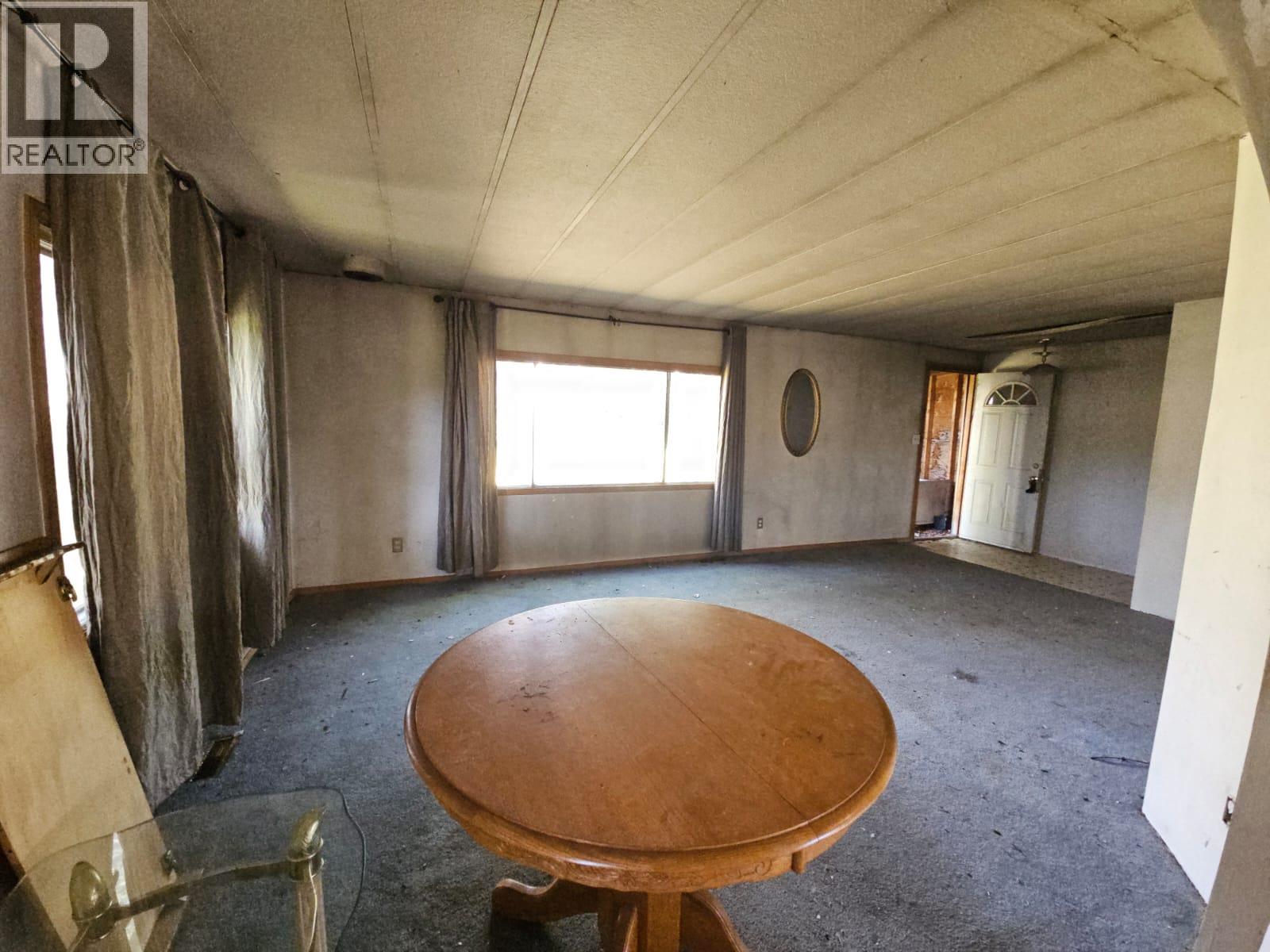 6099 Hillview Sub, Chetwynd, British Columbia V0C 1J0 - Photo 7 - 10331741