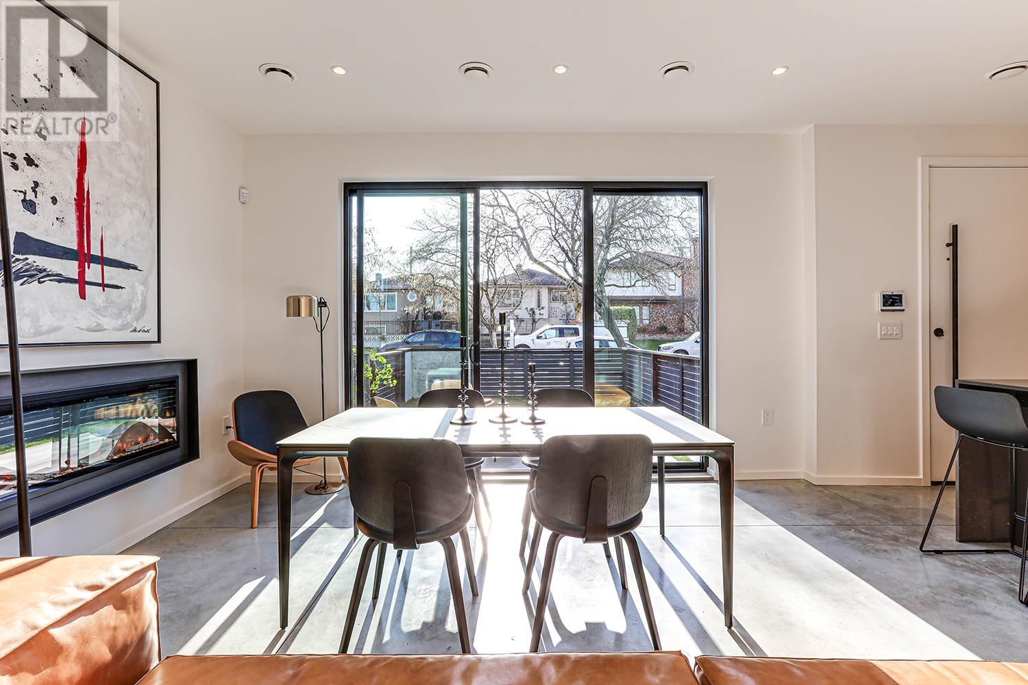 Listing Picture 8 of 24 : 1 2709 NAPIER STREET, Vancouver / 溫哥華 - 魯藝地產 Yvonne Lu Group - MLS Medallion Club Member