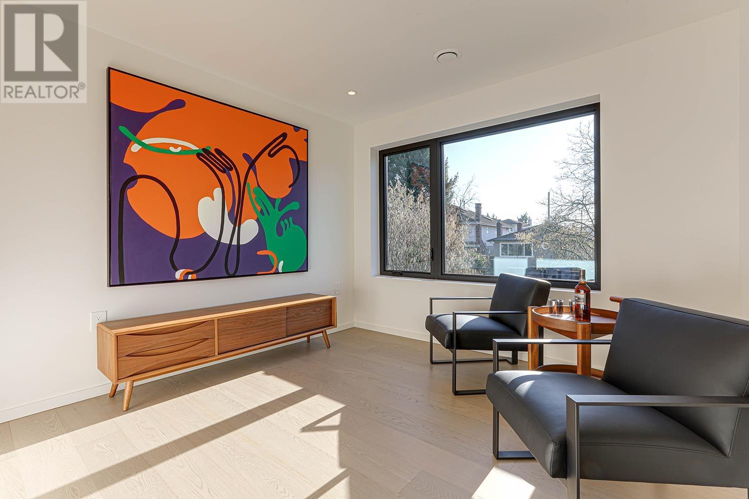 Listing Picture 13 of 24 : 1 2709 NAPIER STREET, Vancouver / 溫哥華 - 魯藝地產 Yvonne Lu Group - MLS Medallion Club Member