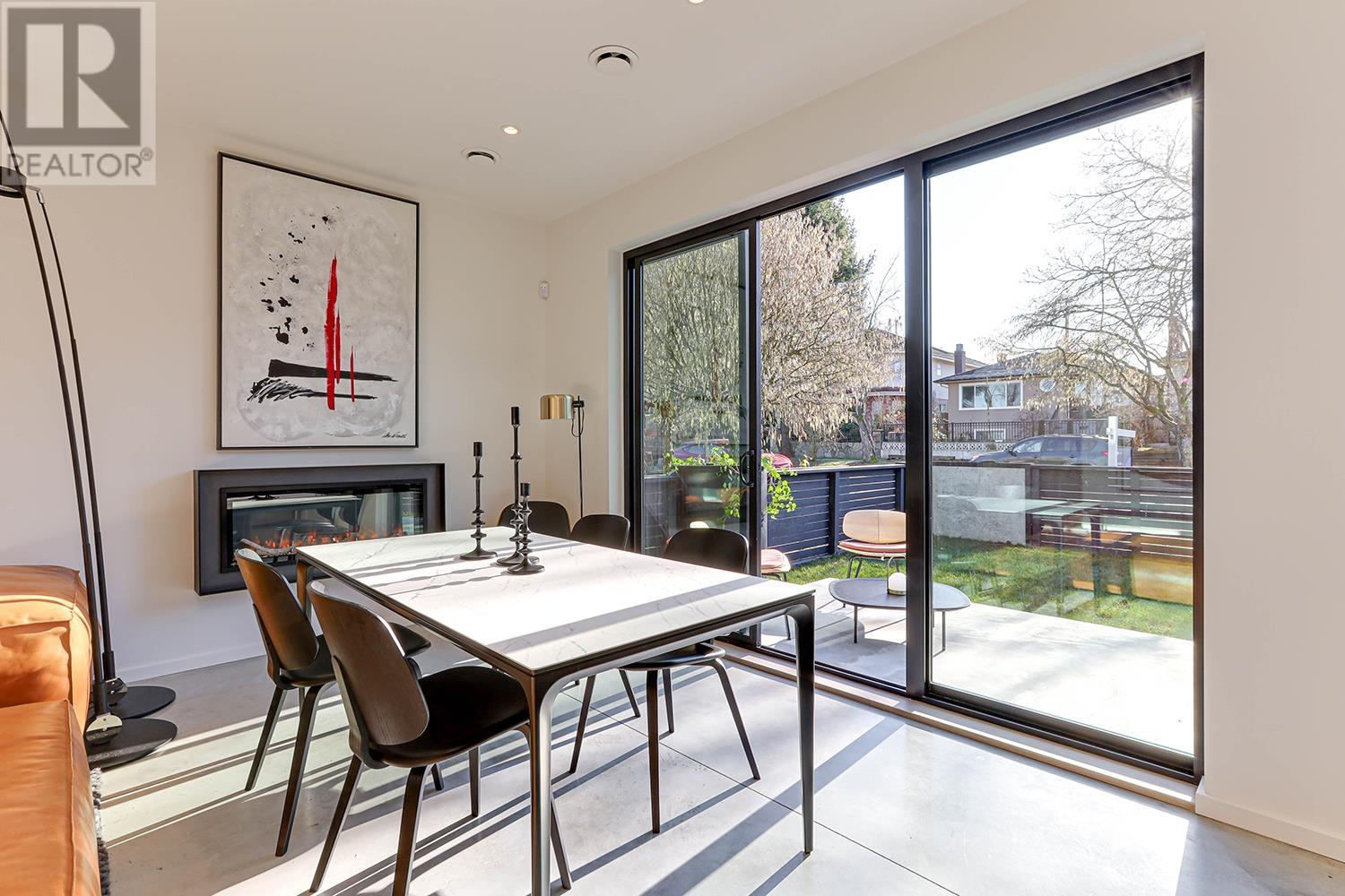 Listing Picture 7 of 24 : 1 2709 NAPIER STREET, Vancouver / 溫哥華 - 魯藝地產 Yvonne Lu Group - MLS Medallion Club Member