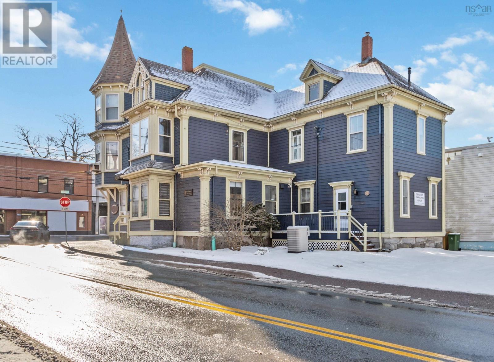 190 Main Street, Liverpool, Nova Scotia  B0T 1K0 - Photo 2 - 202501860