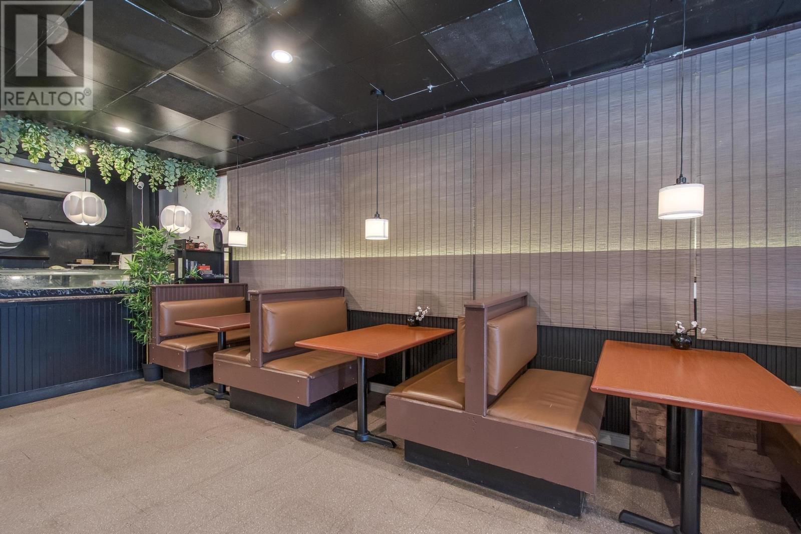 6253 Quinpool Road, Halifax, Nova Scotia  B3L 1A4 - Photo 10 - 202501873