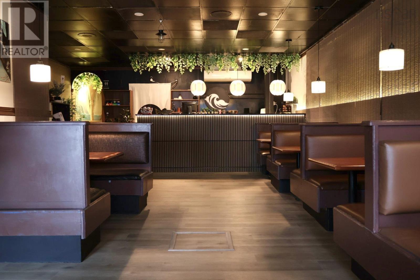 6253 Quinpool Road, Halifax, Nova Scotia  B3L 1A4 - Photo 4 - 202501873