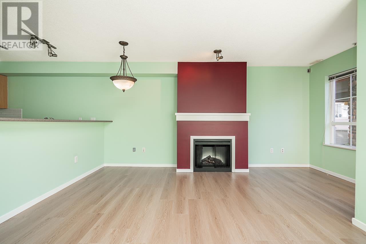 Listing Picture 12 of 28 : 109 9233 GOVERNMENT STREET, Burnaby / 本拿比 - 魯藝地產 Yvonne Lu Group - MLS Medallion Club Member