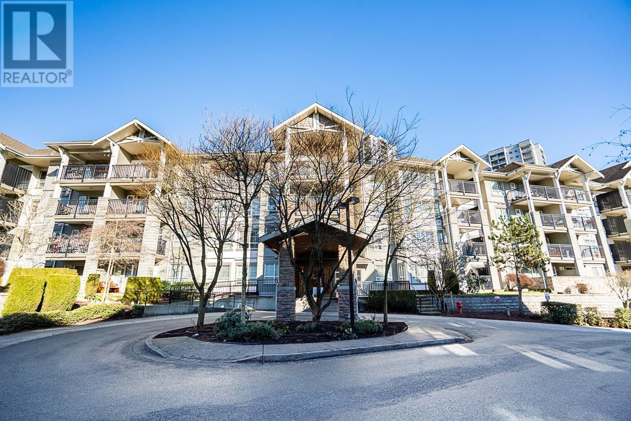 Listing Picture 3 of 28 : 109 9233 GOVERNMENT STREET, Burnaby / 本拿比 - 魯藝地產 Yvonne Lu Group - MLS Medallion Club Member