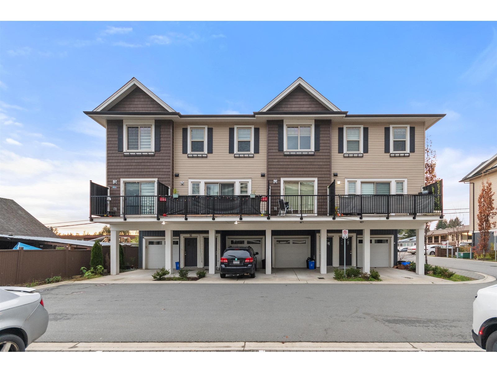 Property at 13 1950 SALTON ROAD image 3