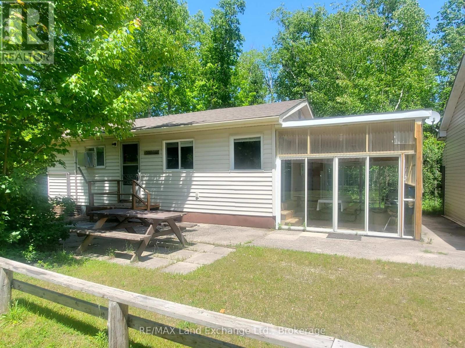 22 Southampton Parkway, South Bruce Peninsula, Ontario  N0H 2G0 - Photo 26 - X11945776