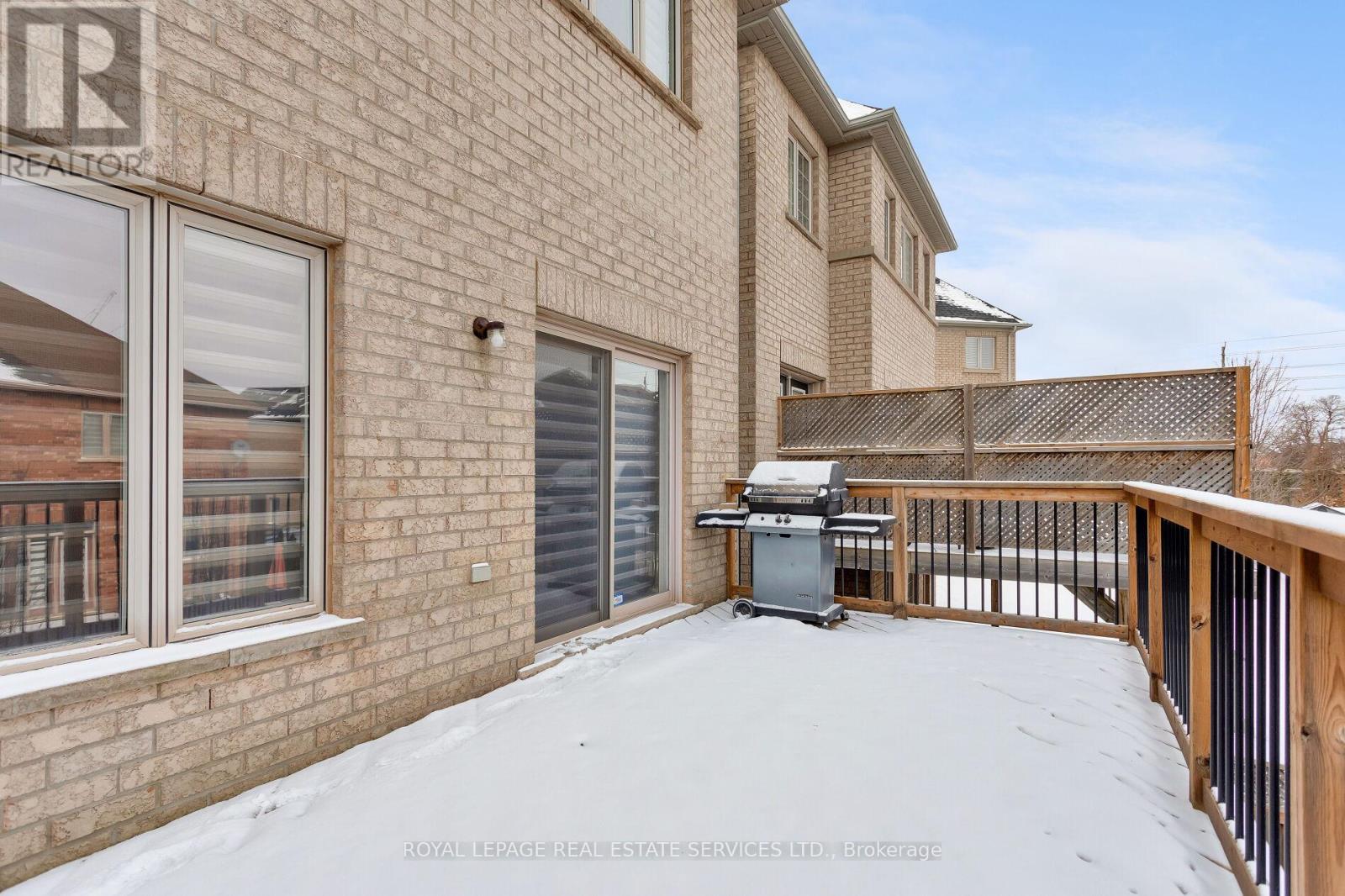 2433 Presquile Drive, Oakville, Ontario  L6H 0B8 - Photo 14 - W11945838