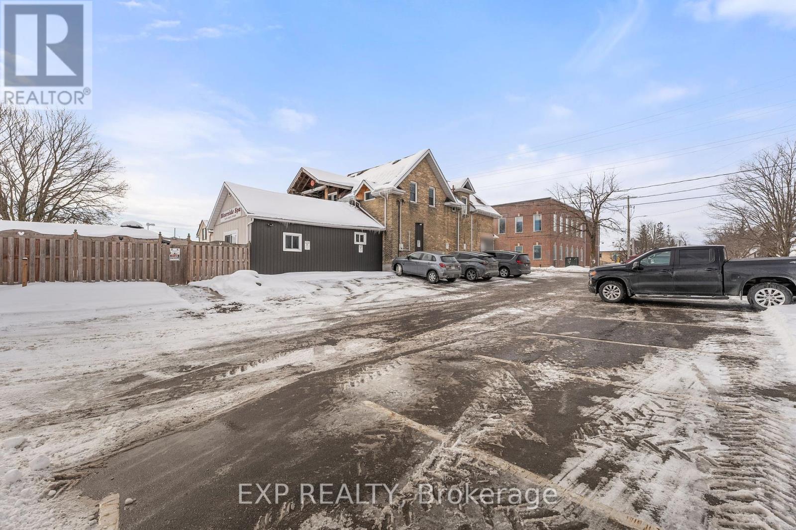 104 William Street N, Kawartha Lakes, Ontario  K9V 4A5 - Photo 5 - X11945760