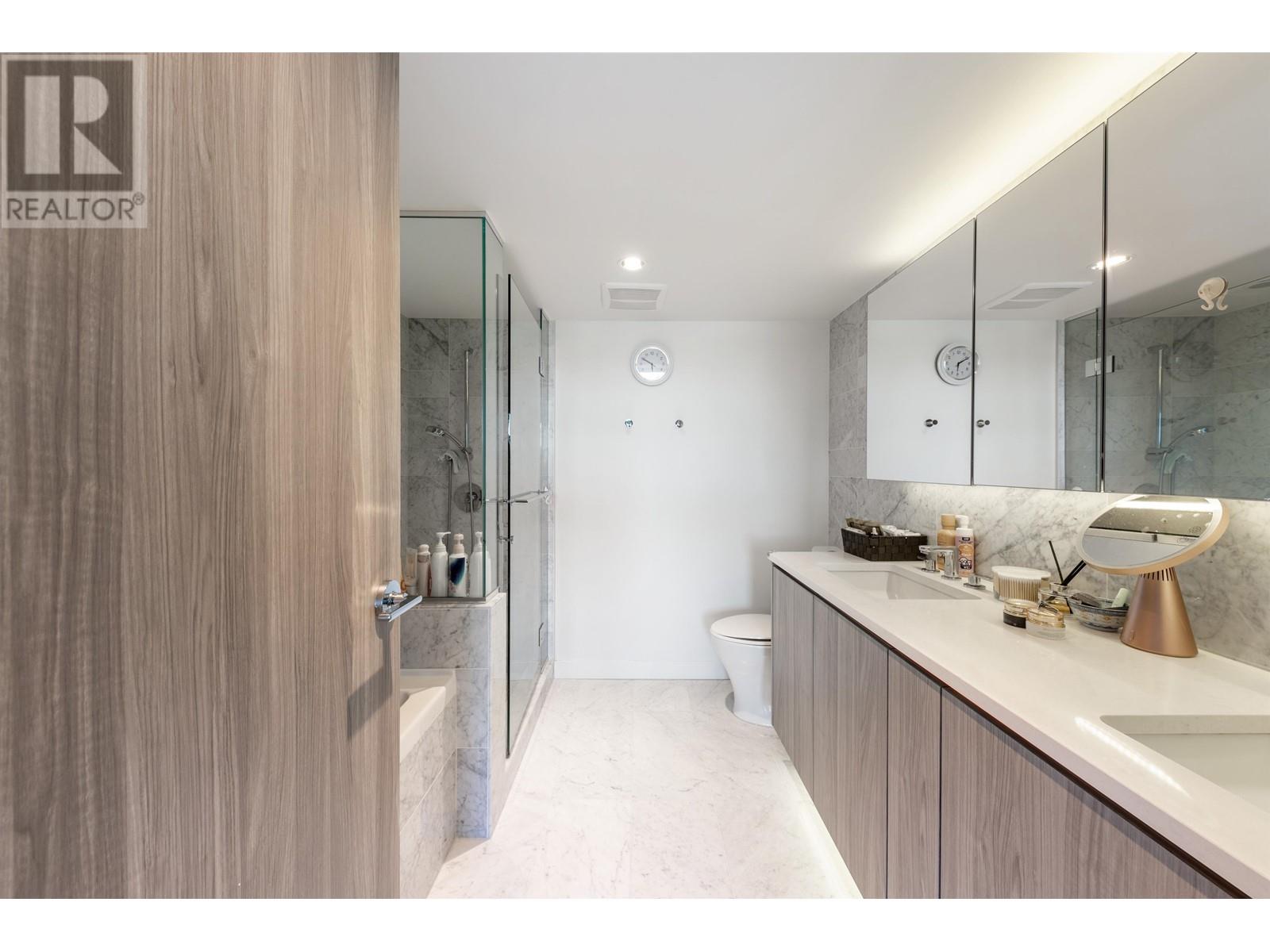 Listing Picture 11 of 18 : 517 3300 KETCHESON ROAD, Richmond / 烈治文 - 魯藝地產 Yvonne Lu Group - MLS Medallion Club Member