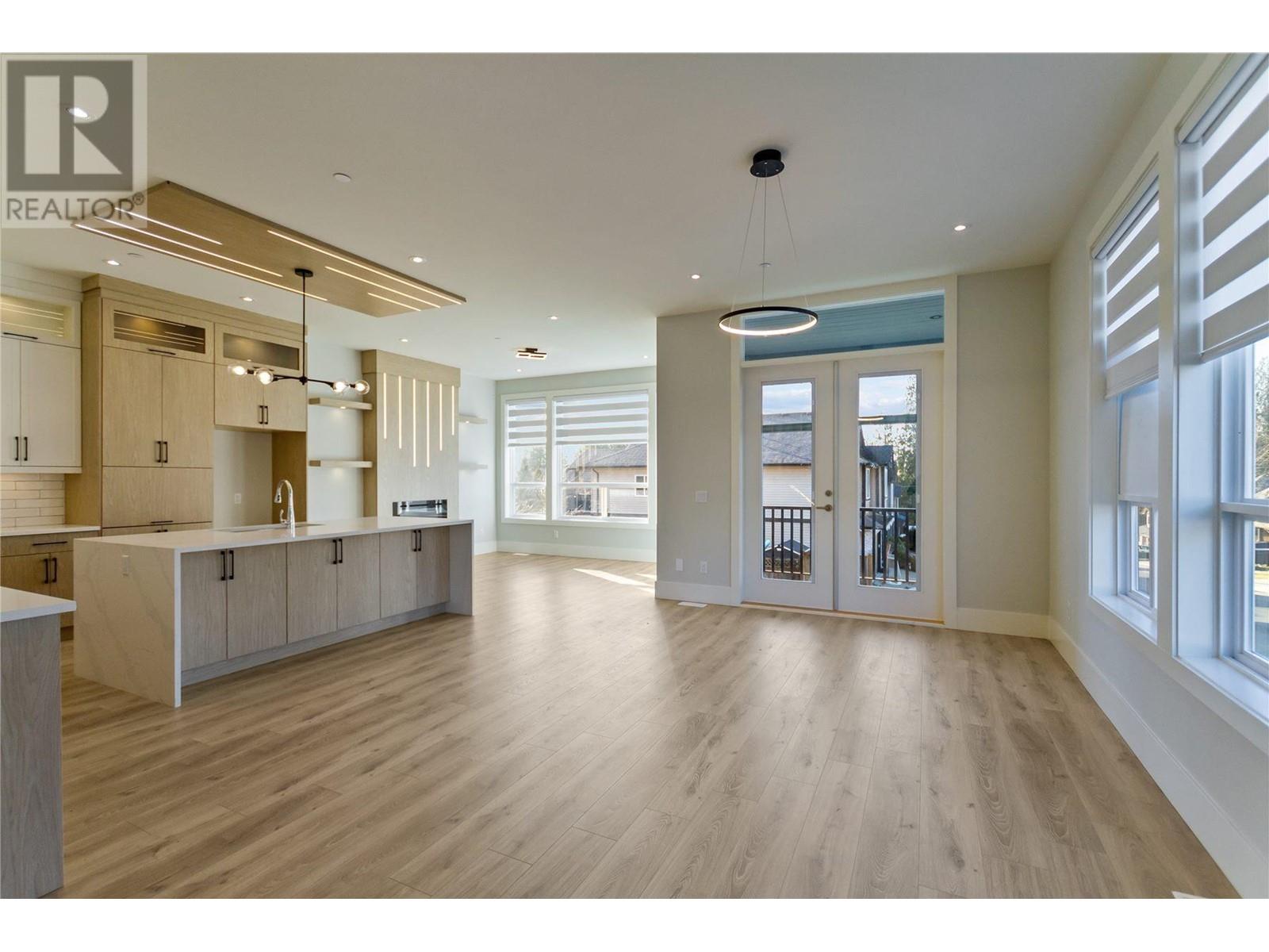 10897 Morrisette Place, Maple Ridge, British Columbia  V2W 1G8 - Photo 4 - R2961237