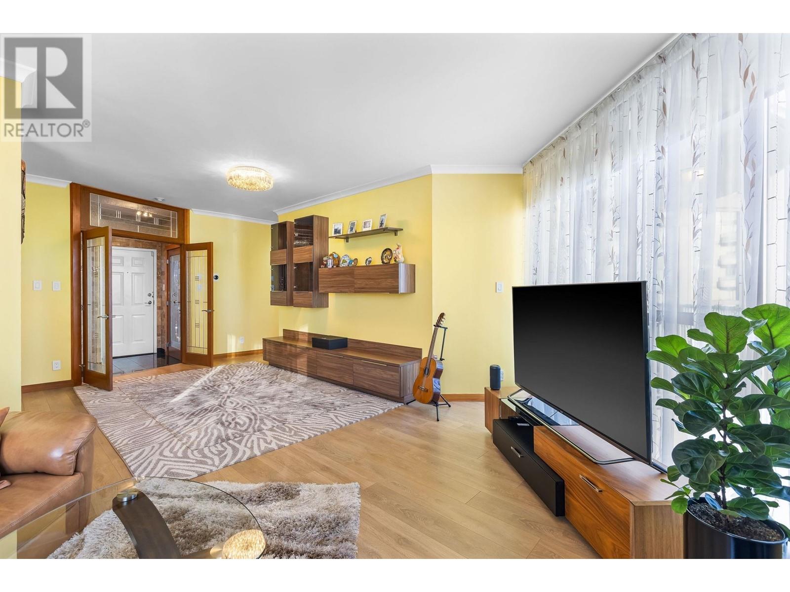 2305 6188 PATTERSON AVENUE