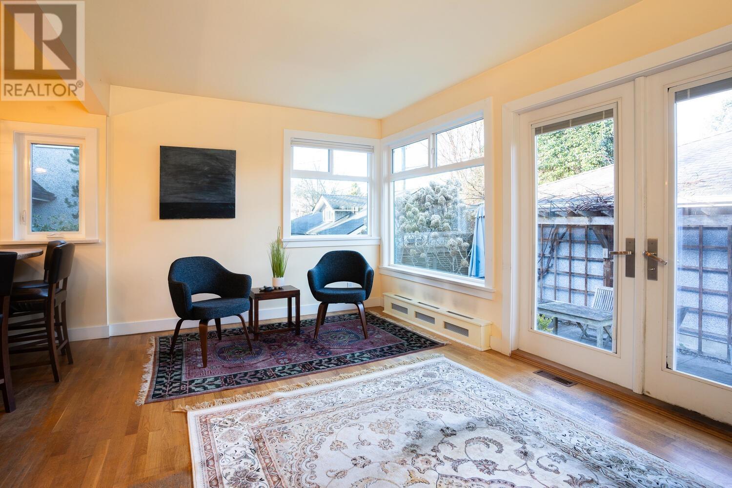 Listing Picture 11 of 36 : 3949 W 32ND AVENUE, Vancouver / 溫哥華 - 魯藝地產 Yvonne Lu Group - MLS Medallion Club Member