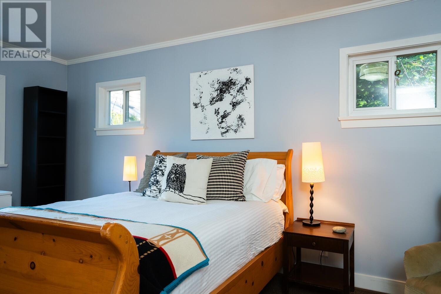 Listing Picture 15 of 36 : 3949 W 32ND AVENUE, Vancouver / 溫哥華 - 魯藝地產 Yvonne Lu Group - MLS Medallion Club Member