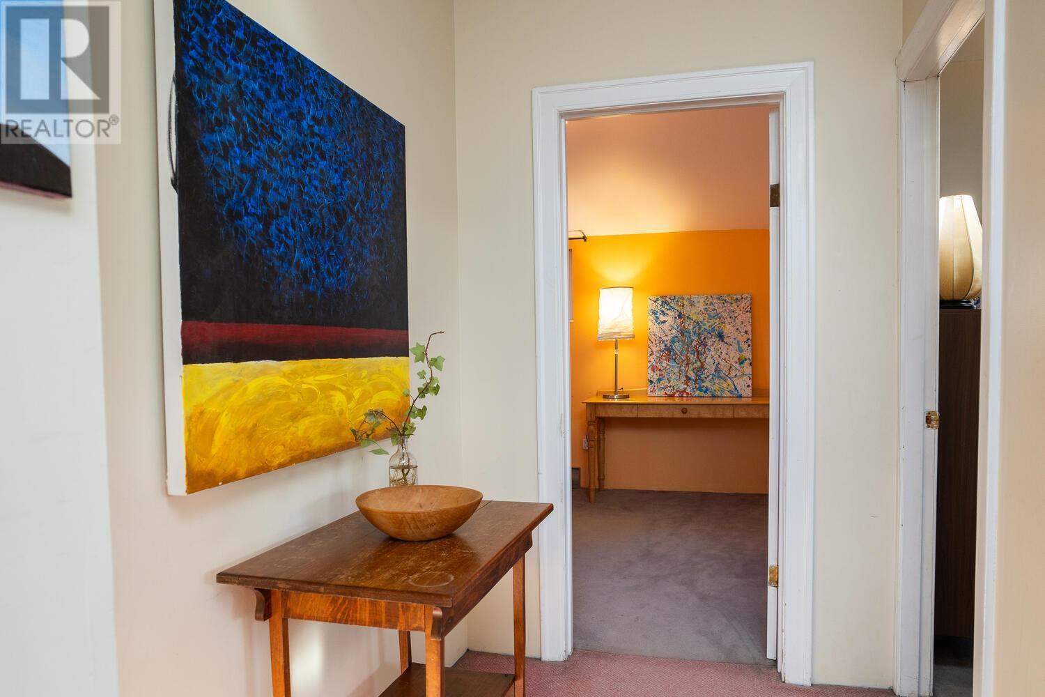 Listing Picture 22 of 36 : 3949 W 32ND AVENUE, Vancouver / 溫哥華 - 魯藝地產 Yvonne Lu Group - MLS Medallion Club Member