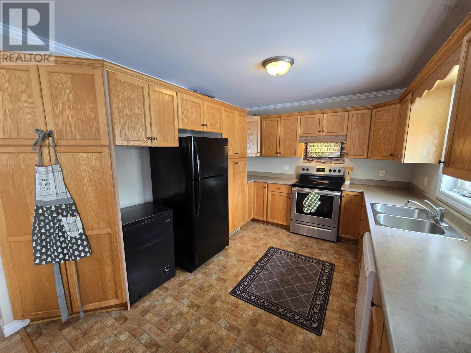 377 Pleasant Street, Yarmouth, Nova Scotia  B5A 4H5 - Photo 14 - 202501880