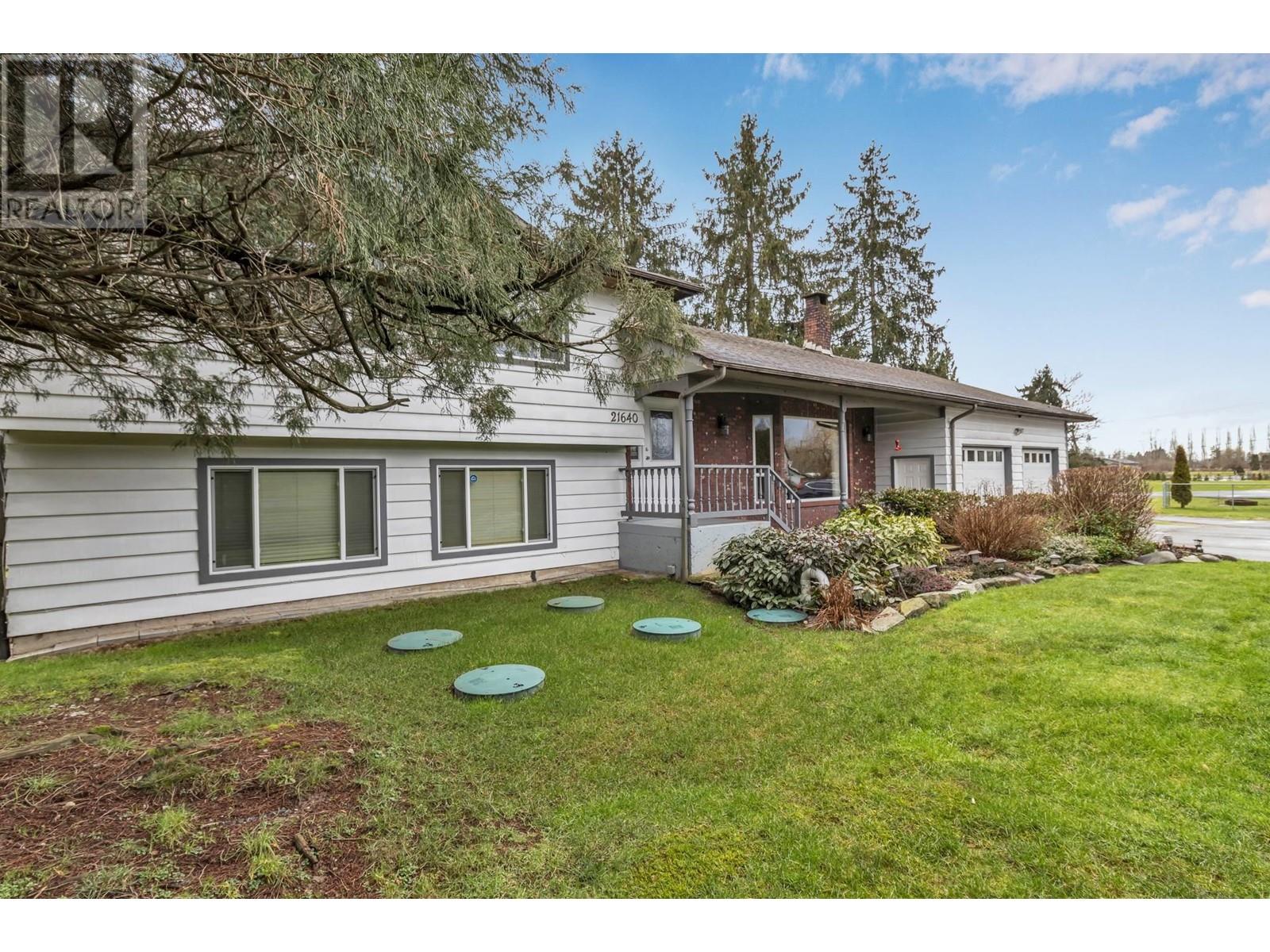 21640 128 Avenue, Maple Ridge, British Columbia  V4R 2R1 - Photo 11 - R2960992