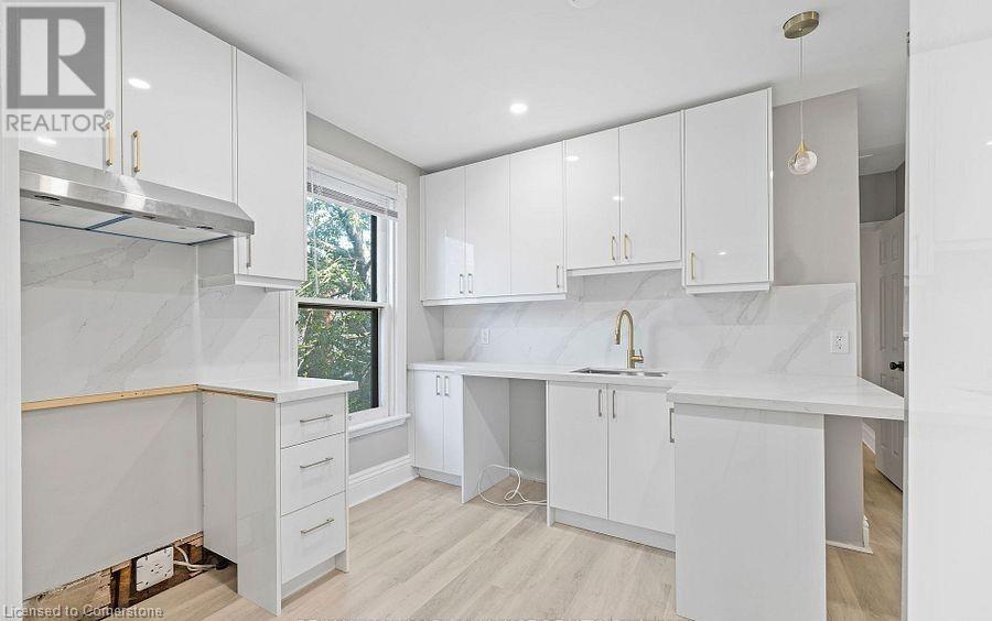 215 Queen Street S Unit# Upper, Hamilton, Ontario  L8P 3S9 - Photo 8 - 40694410