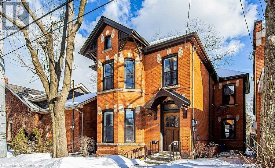 215 QUEEN Street S Unit# Upper, hamilton, Ontario