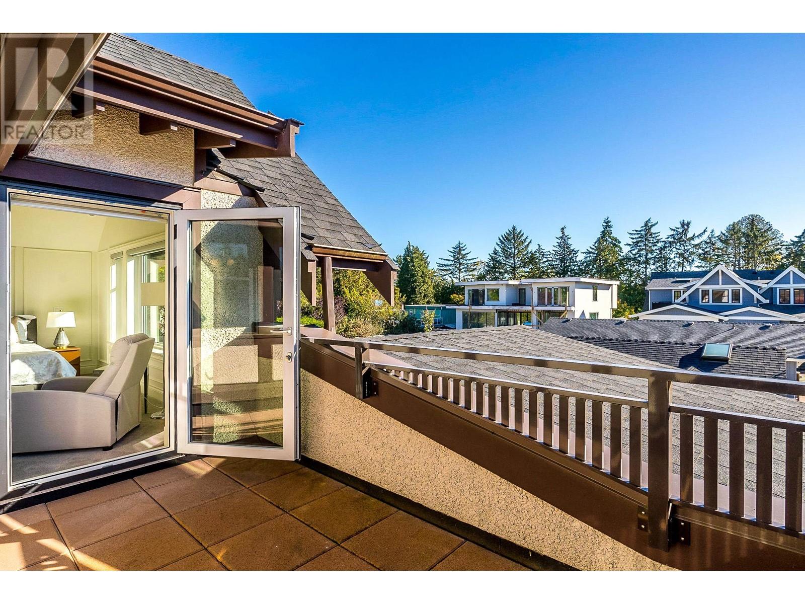 Listing Picture 22 of 33 : 3838 W 50TH AVENUE, Vancouver / 溫哥華 - 魯藝地產 Yvonne Lu Group - MLS Medallion Club Member