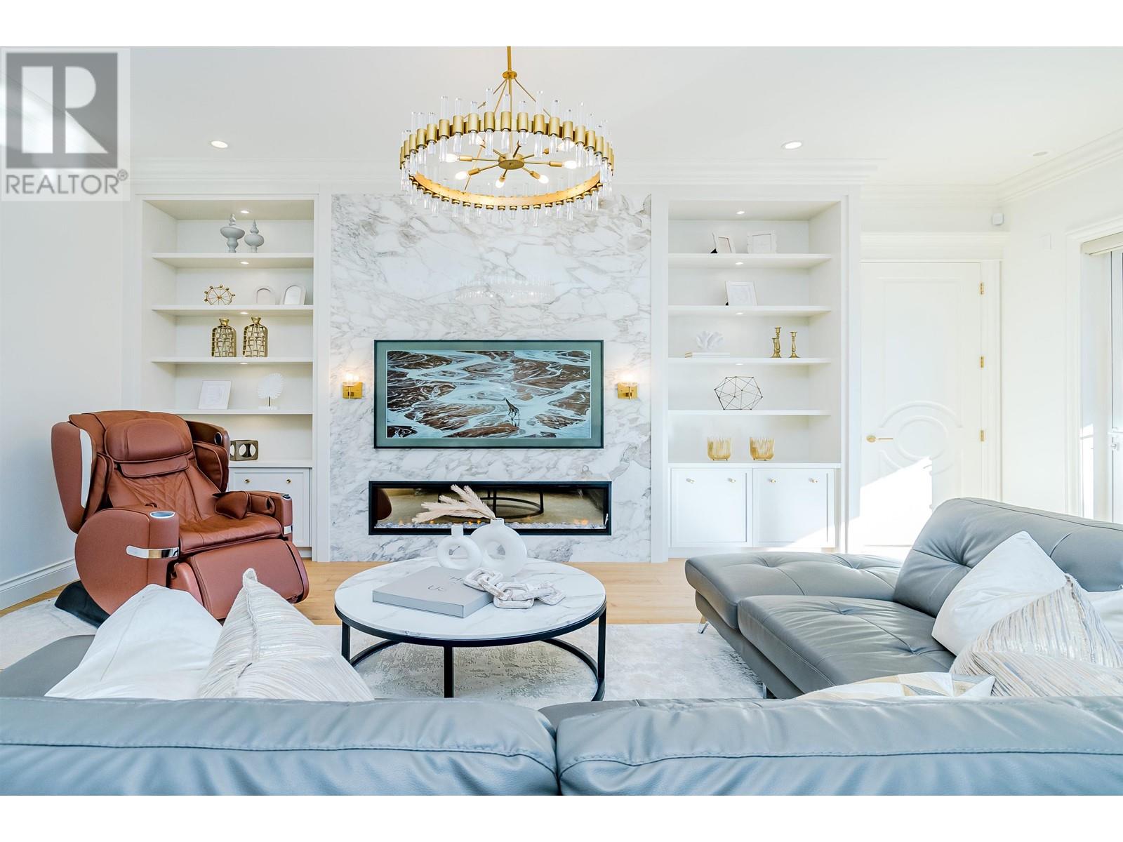 Listing Picture 9 of 33 : 3838 W 50TH AVENUE, Vancouver / 溫哥華 - 魯藝地產 Yvonne Lu Group - MLS Medallion Club Member