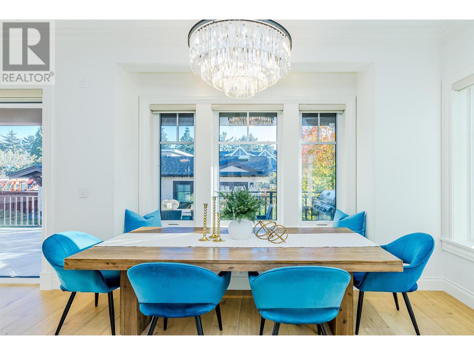 Listing Picture 10 of 33 : 3838 W 50TH AVENUE, Vancouver / 溫哥華 - 魯藝地產 Yvonne Lu Group - MLS Medallion Club Member