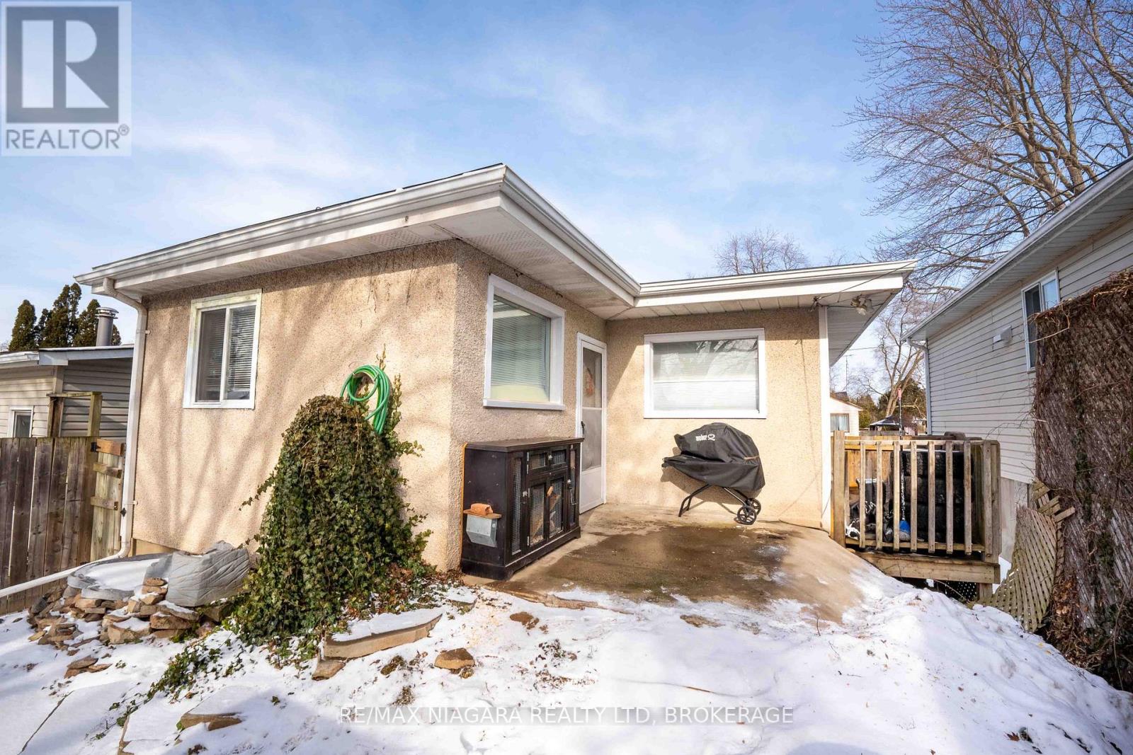 34 Durham Drive, St. Catharines, Ontario  L2M 1C2 - Photo 33 - X11945897