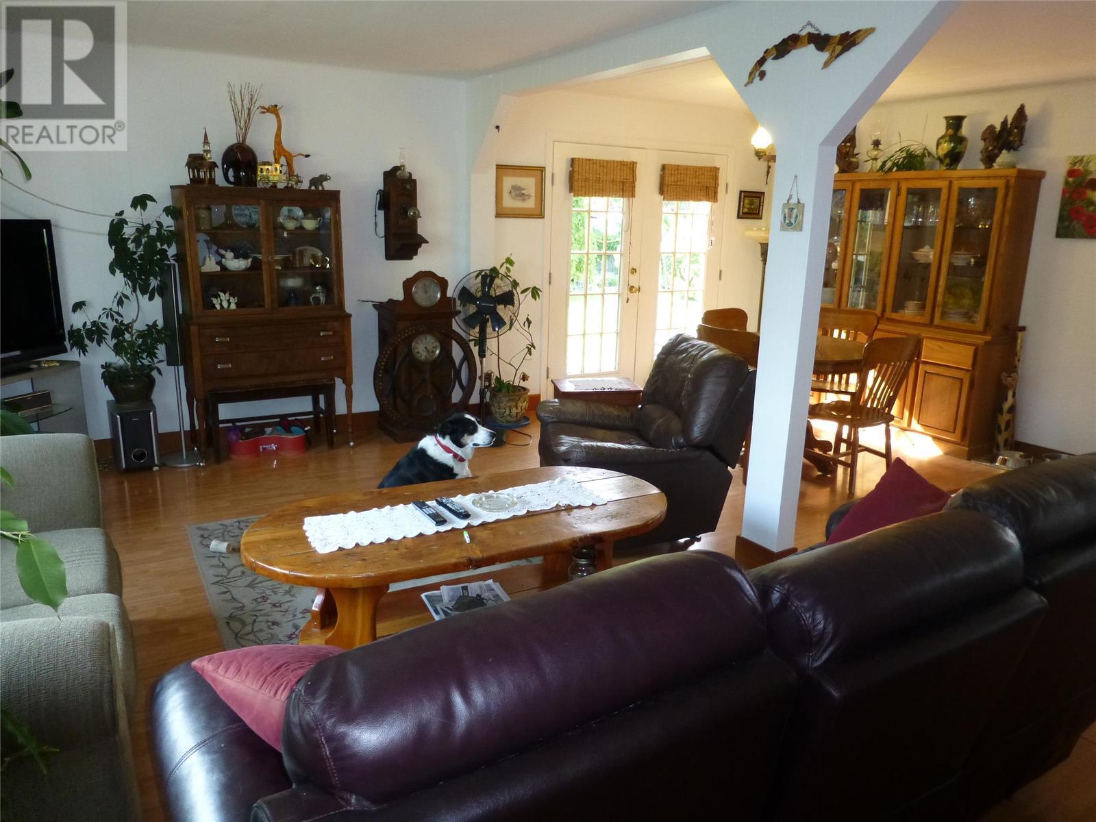 Property at 510 / 520 Beaver Lake Road image 4