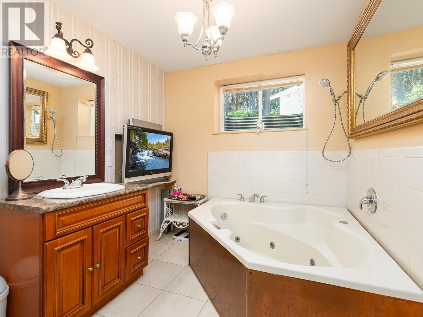 208 36 Avenue N, Erickson, British Columbia  V0B 1G1 - Photo 23 - 10333611