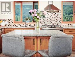 208 36 Avenue N, erickson, British Columbia