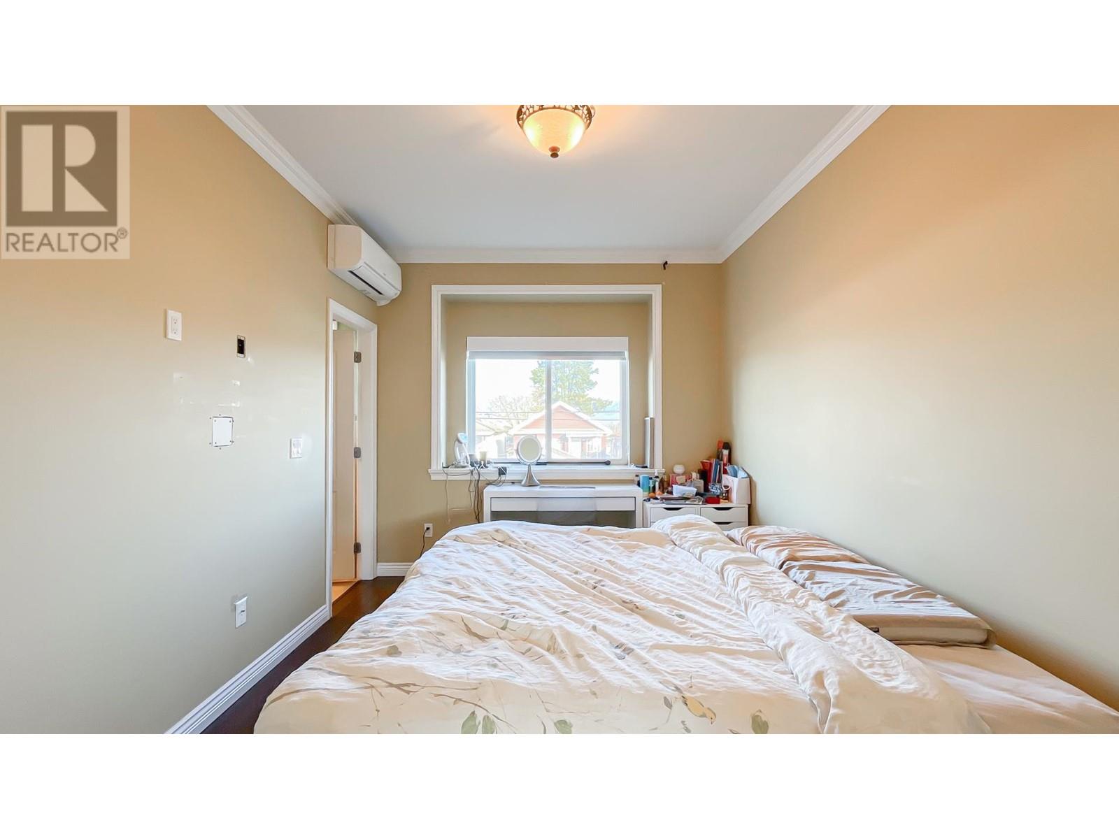 Listing Picture 22 of 40 : 2211 E 43RD AVENUE, Vancouver / 溫哥華 - 魯藝地產 Yvonne Lu Group - MLS Medallion Club Member