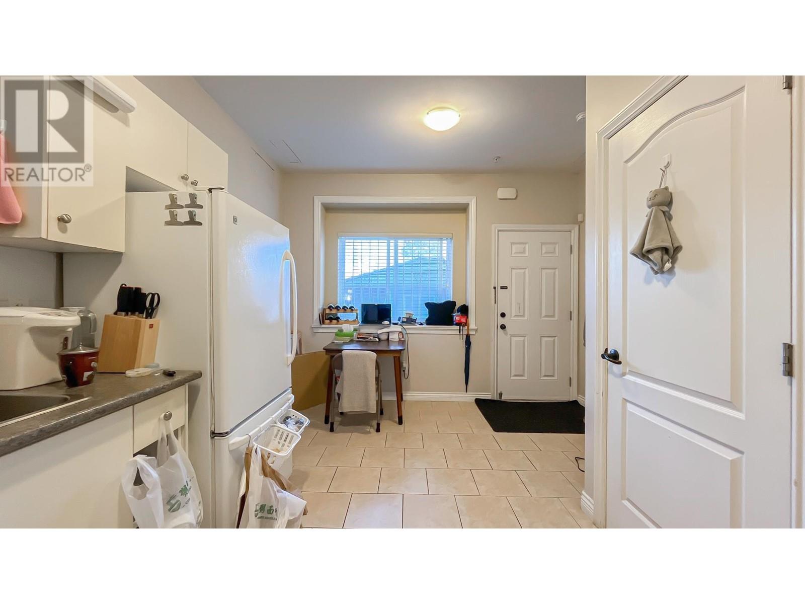 Listing Picture 27 of 40 : 2211 E 43RD AVENUE, Vancouver / 溫哥華 - 魯藝地產 Yvonne Lu Group - MLS Medallion Club Member