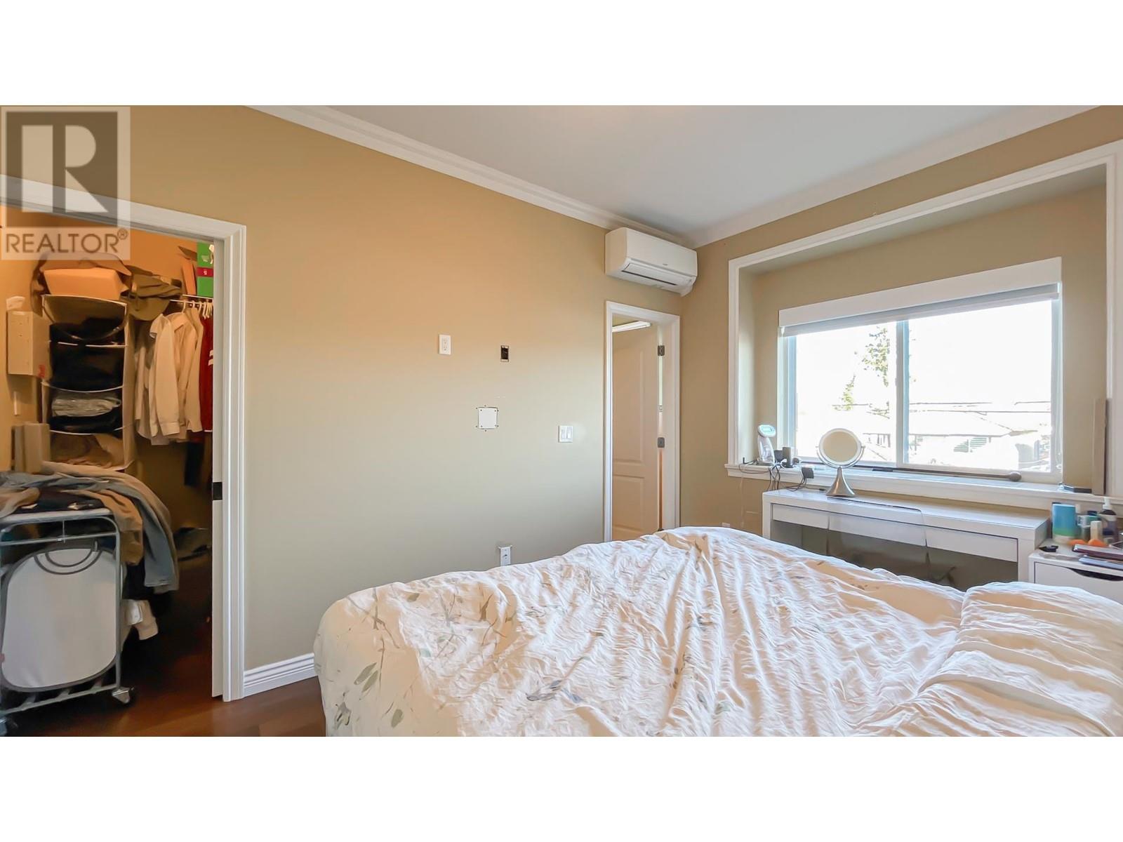 Listing Picture 24 of 40 : 2211 E 43RD AVENUE, Vancouver / 溫哥華 - 魯藝地產 Yvonne Lu Group - MLS Medallion Club Member