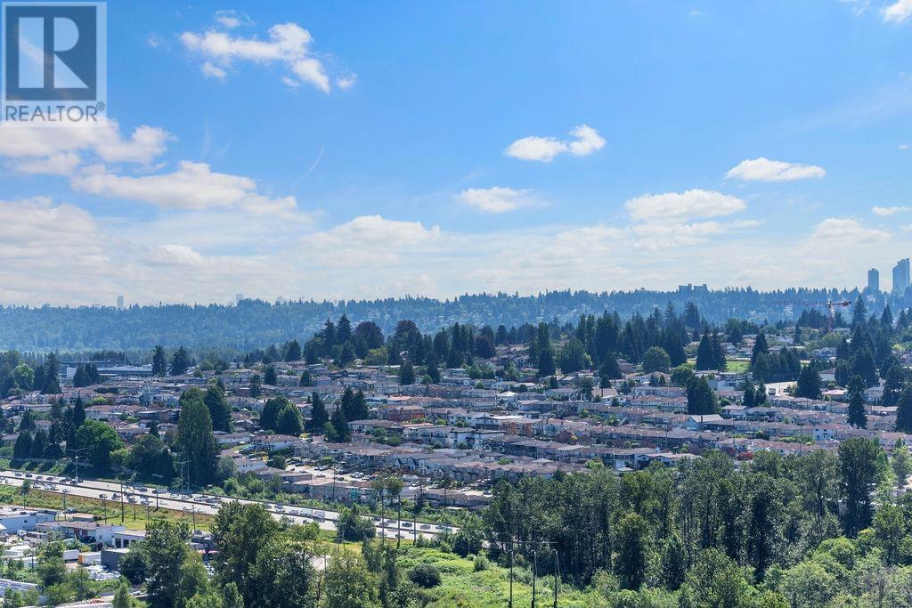 Listing Picture 25 of 33 : 2505 2425 ALPHA AVENUE, Burnaby / 本拿比 - 魯藝地產 Yvonne Lu Group - MLS Medallion Club Member