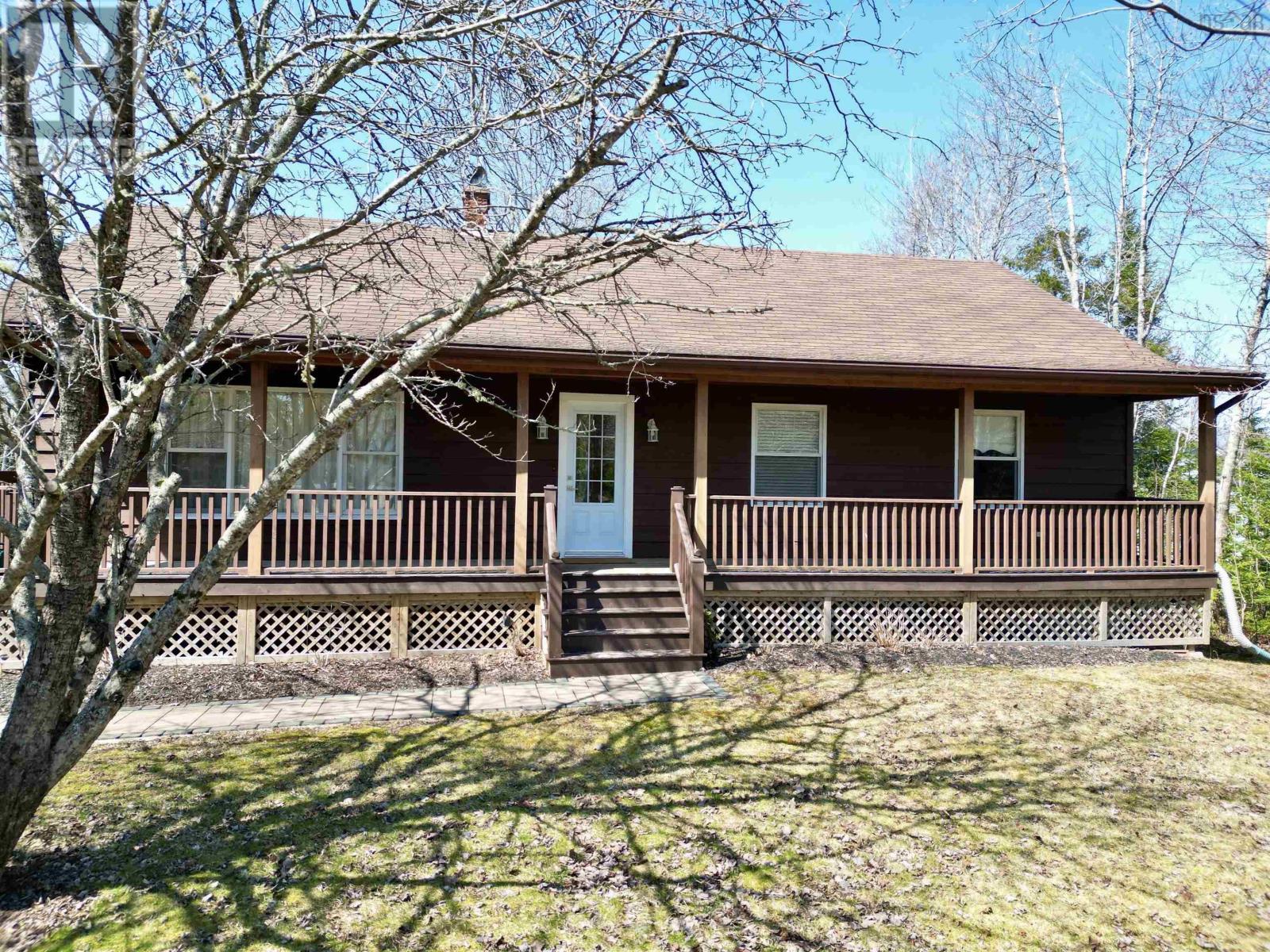 110 Bonavista Avenue, Hilden, Nova Scotia  B0N 1C0 - Photo 2 - 202501893