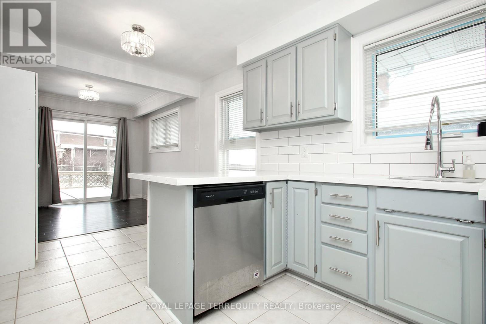 1 Barnes Crescent, Toronto, Ontario  M1G 1Z8 - Photo 22 - E9349796