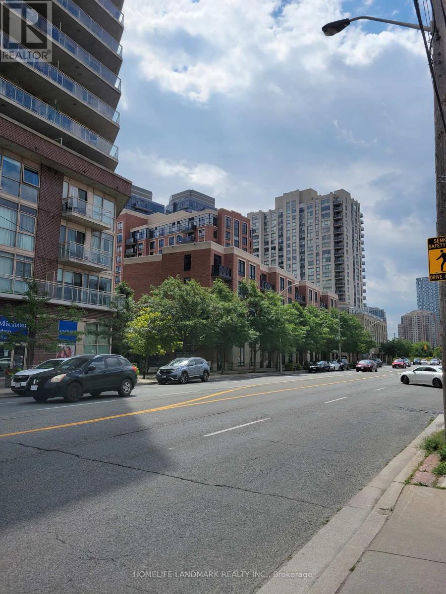 5088 Dundas Street W, Toronto, Ontario  M9A 1C2 - Photo 10 - W11946047