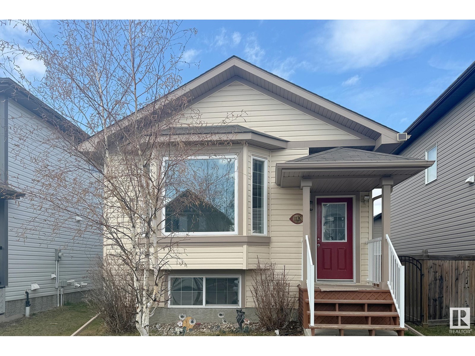 Property at 1126 36A AV NW image 1