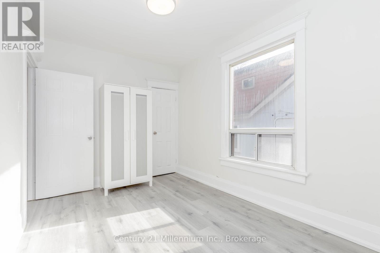69 Laing Street, Toronto (Greenwood-Coxwell), Ontario  M4L 2N4 - Photo 23 - E11924721